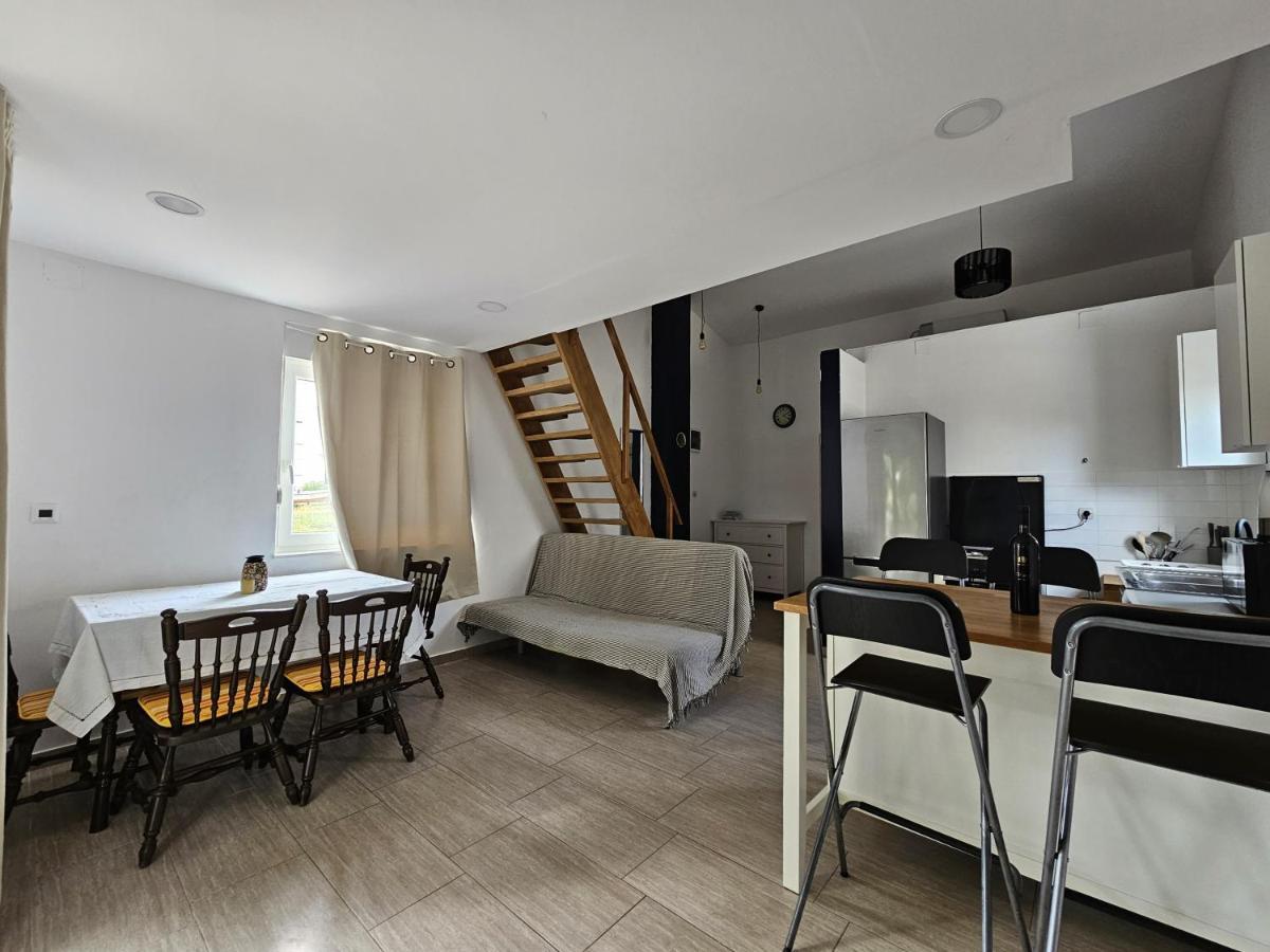 Apartments Antonia - S. Novalja Стара Новаля Екстериор снимка